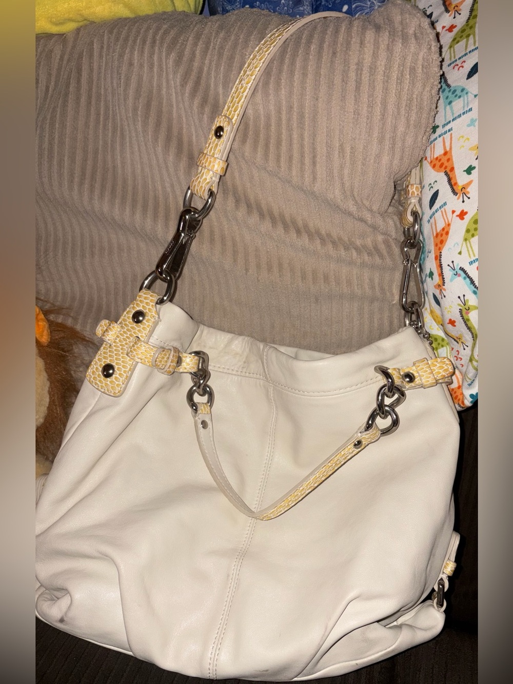 Authentic Coach Brooke Parchment Ivory Cream Leather Hobo Shoulder Bag